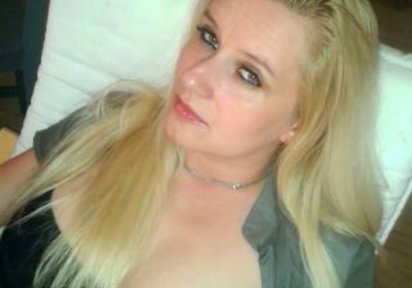 Amateur  Barbra