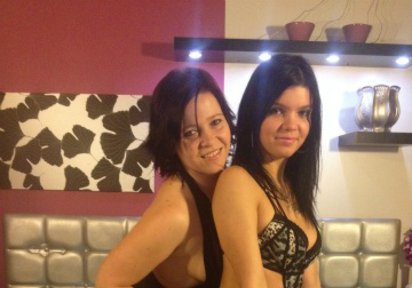 Amateur  SexyKateX+WildLinaX