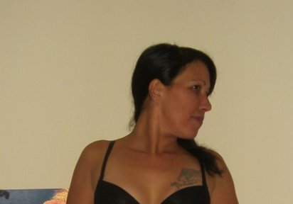Amateur  MilfLaura