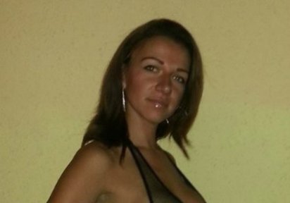 Amateur  HotMellisa