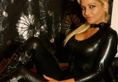 Amateur  Sandy226
