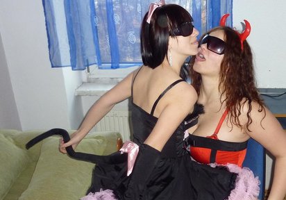Amateur  WildeAngela+Aniela