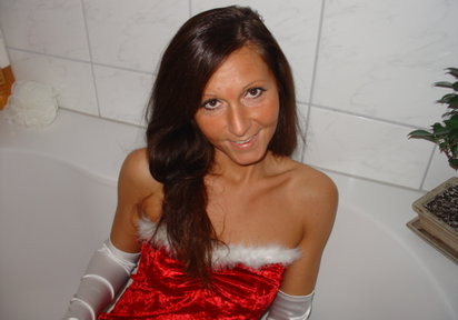 Amateur  Yvonne