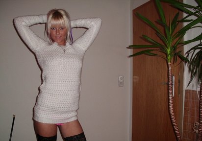 Amateur  HotMelina
