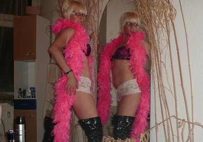 Amateur  HotMelina