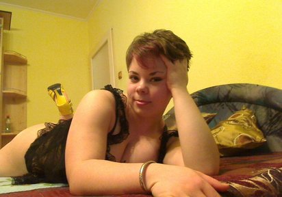 Amateur  DevoteNena