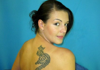 Amateur  HornyBella
