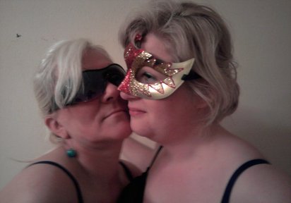 Amateur  PrettyAngela+Alicia