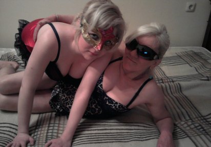 Amateur  PrettyAngela+Alicia