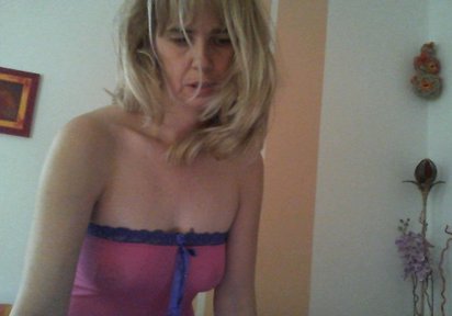 Amateur  VickyHot