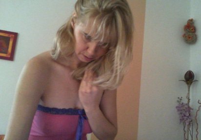 Amateur  VickyHot