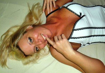 Amateur  SexyBlondeSandy
