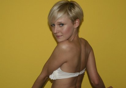 Amateur  DevoteLeslie