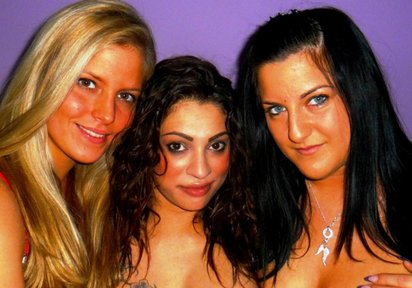 Amateur  MiaDiamond+CindyLoves+CandySophie