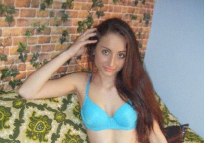 Amateur  SarraSweet