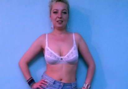 Amateur  HotEssa
