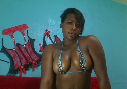 Amateur  SexyYulieth