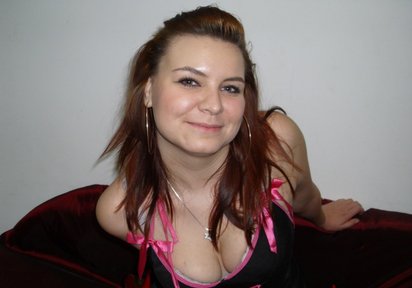 Amateur  HaileyRed